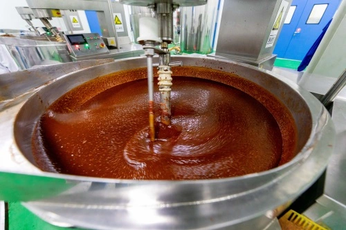 острый соус с чесноком и красным перцем чили garlic red chili hot sauce